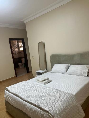 New Cairo House | 1-Bedroom with one private bathroom