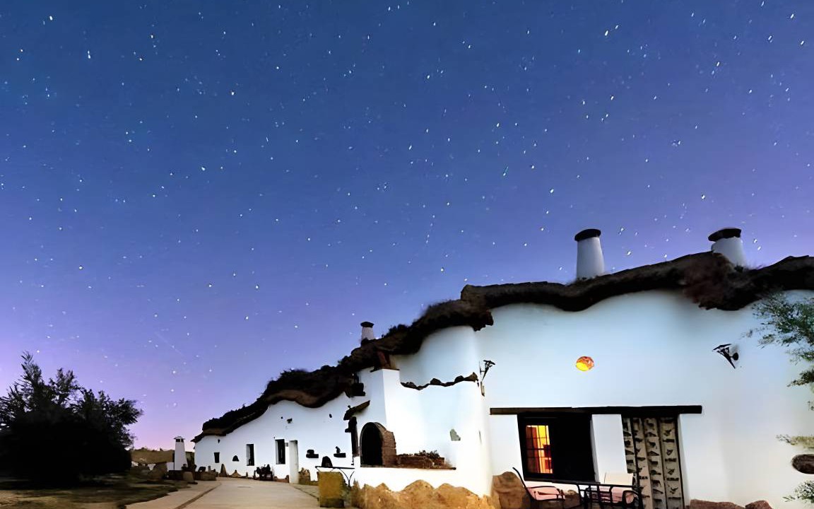 Guadix House | 100 m² House ∙ 3 bedrooms ∙ 8 guests