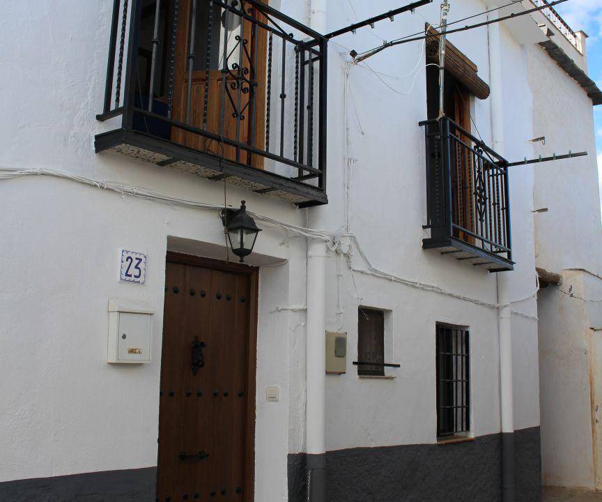 Berchules House | 120 m² House ∙ 3 bedrooms ∙ 8 guests