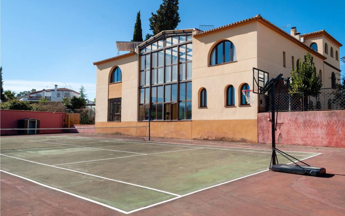 Otura House | 1300 m² House ∙ 8 bedrooms ∙ 15 guests