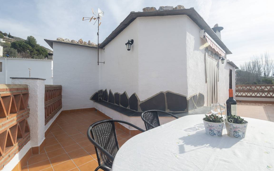Cadiar House | 140 m² House ∙ 4 bedrooms ∙ 8 guests