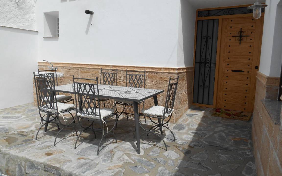 Cuevas del Campo House | 150 m² House ∙ 3 bedrooms ∙ 7 guests