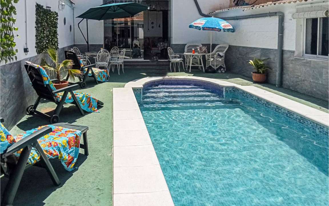 Pinos Puente House | 150 m² Maisonette ∙ 5 bedrooms ∙ 14 guests