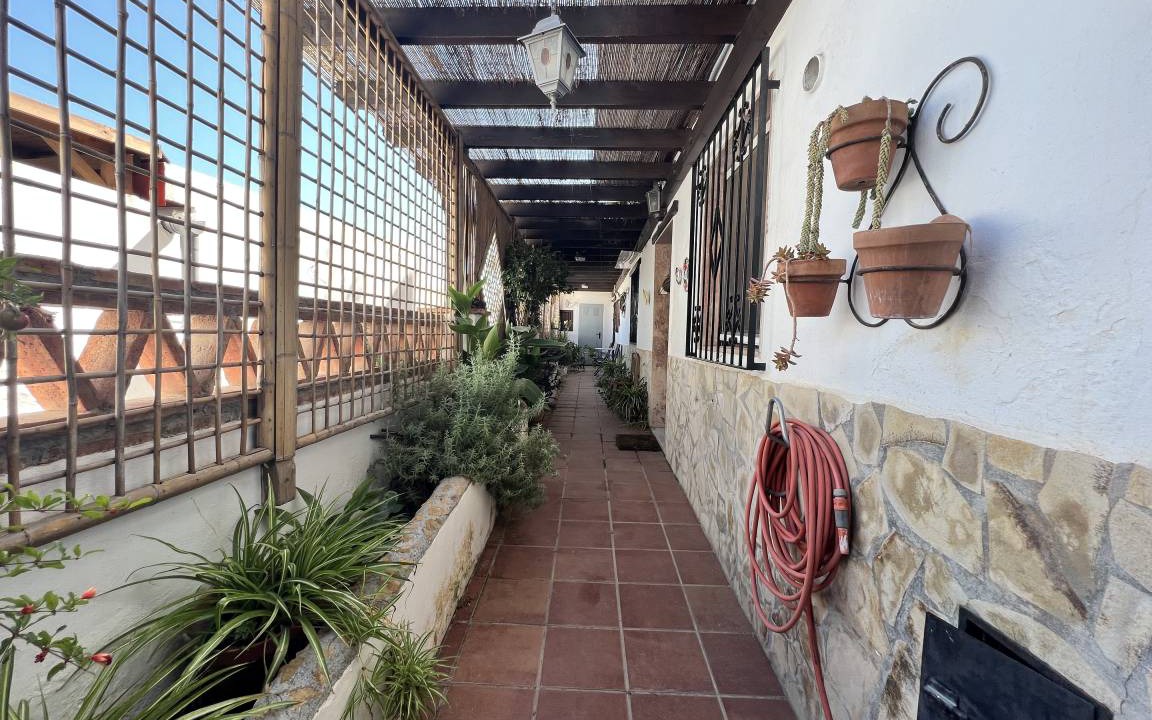 Salobrena House | 160 m² House ∙ 3 bedrooms ∙ 6 guests