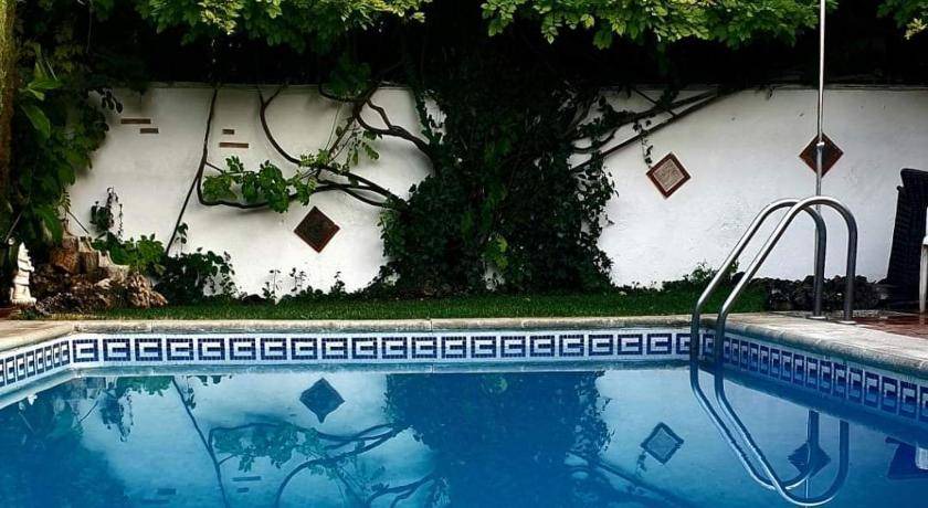 La Zubia House | 180 m² House ∙ 3 bedrooms ∙ 8 guests