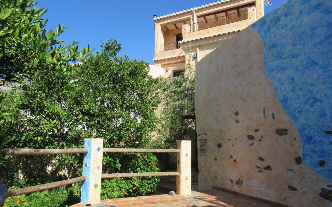 Orgiva House | 195 m² House ∙ 3 bedrooms ∙ 8 guests