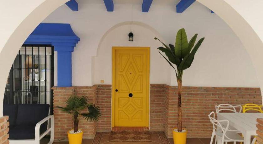 Calahonda House | 220 m² House ∙ 4 bedrooms ∙ 10 guests