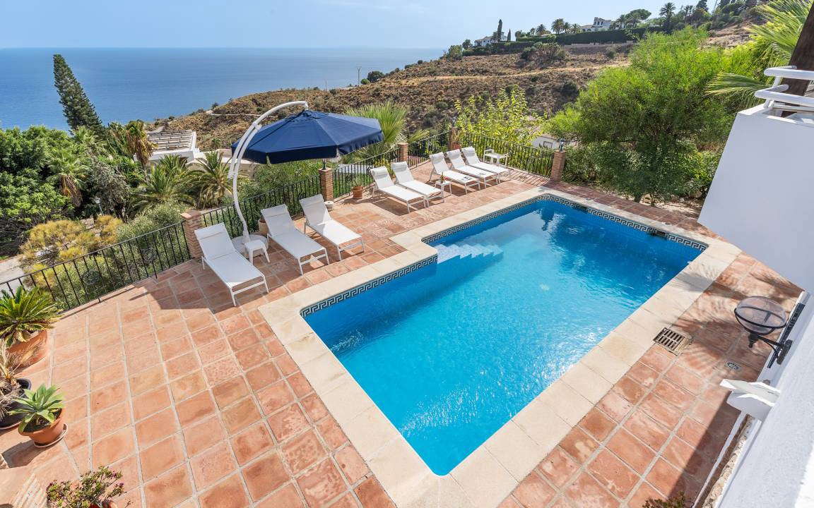 Salobrena Villa | 260 m² Villa ∙ 4 bedrooms ∙ 8 guests