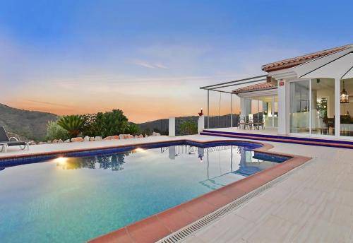Jete Villa | 285 m² Villa ∙ 5 bedrooms ∙ 11 guests