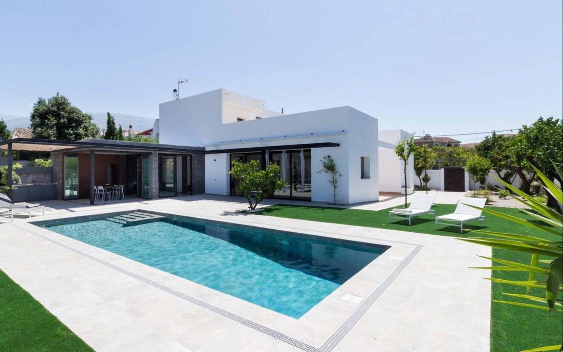 Melegis Villa | 293 m² Villa ∙ 3 bedrooms ∙ 7 guests