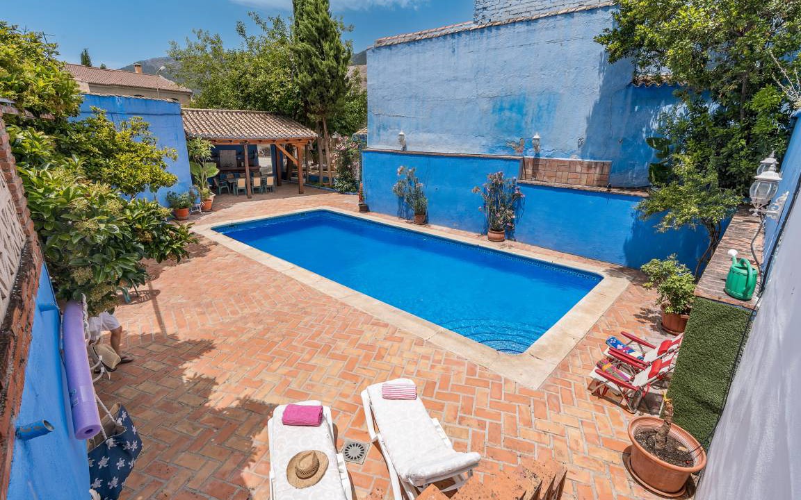 Illora House | 300 m² House ∙ 6 bedrooms ∙ 14 guests