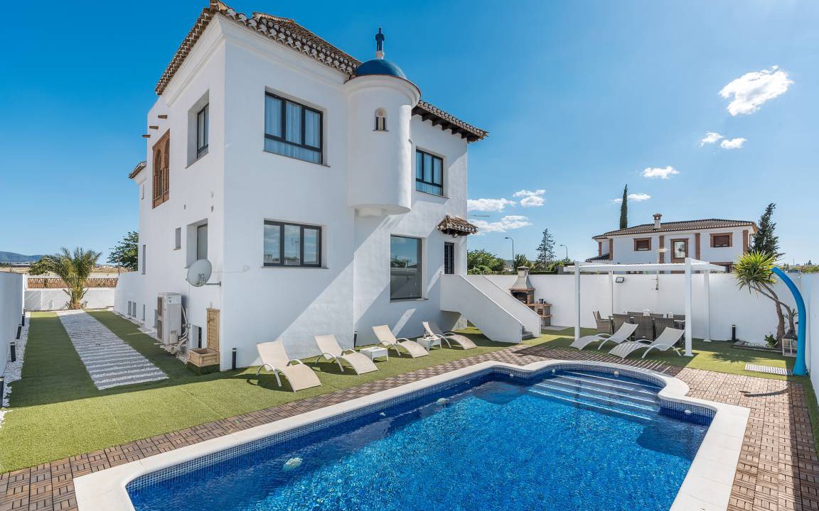 Las Gabias Villa | 300 m² Villa ∙ 3 bedrooms ∙ 6 guests