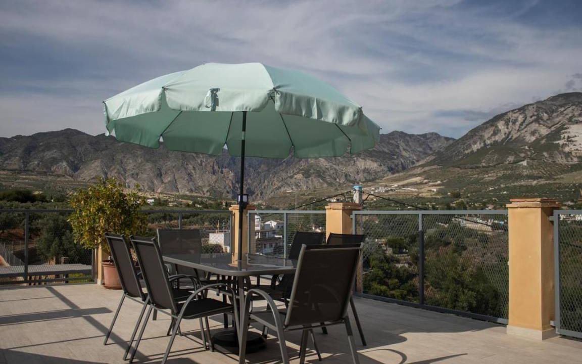 Durcal House | 322 m² House ∙ 6 bedrooms ∙ 14 guests