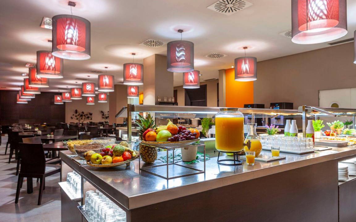 Carretera de la Sierra Hotel | 35 m² Hotel ∙ 127 guests