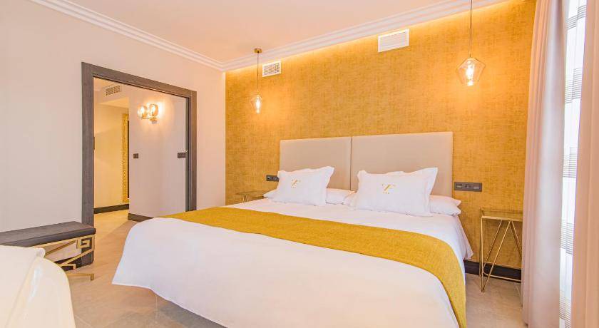 Huetor-Tajar Hotel | 37 m² Hotel ∙ 8 guests