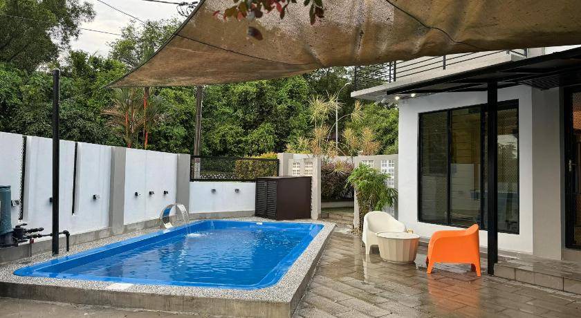 Subang Jaya Villa | 418 m² Villa ∙ 4 bedrooms ∙ 30 guests