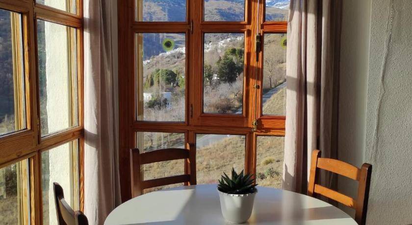 Bubion Apartment | 72 m² Apartment ∙ 2 bedrooms ∙ 6 guests