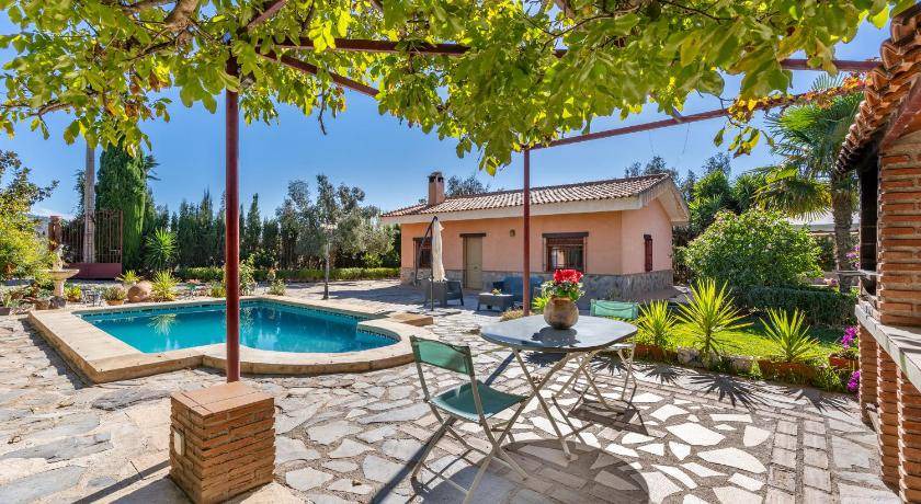 Niguelas House | 75 m² House ∙ 4 bedrooms ∙ 10 guests