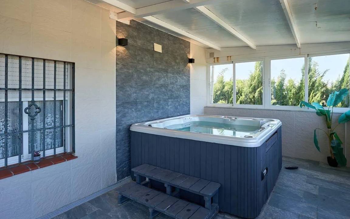 Atarfe Villa | 750 m² Villa ∙ 3 bedrooms ∙ 6 guests