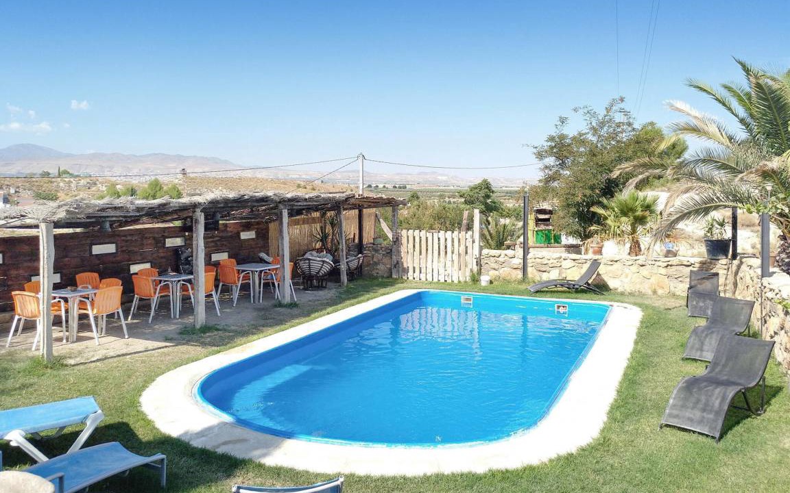 Baza House | 80 m² House ∙ 2 bedrooms ∙ 4 guests