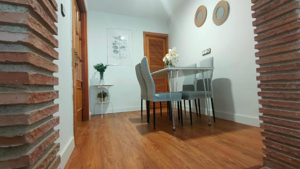 La Zubia Apartment | Amplio Apartamento Familiar de 3 Dormitorios en La Zubia Granada a un Paso de la Alhambra y Sierra Nevada
