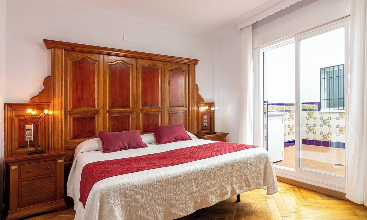 Salobrena Apartment | Apartamentos Avenida Tropical by Bossh