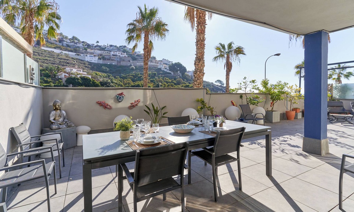 Velilla-Taramay Apartment | Apartment 'El Paraiso De Cabria' with Mountain View, Wi-Fi and Air Conditioning