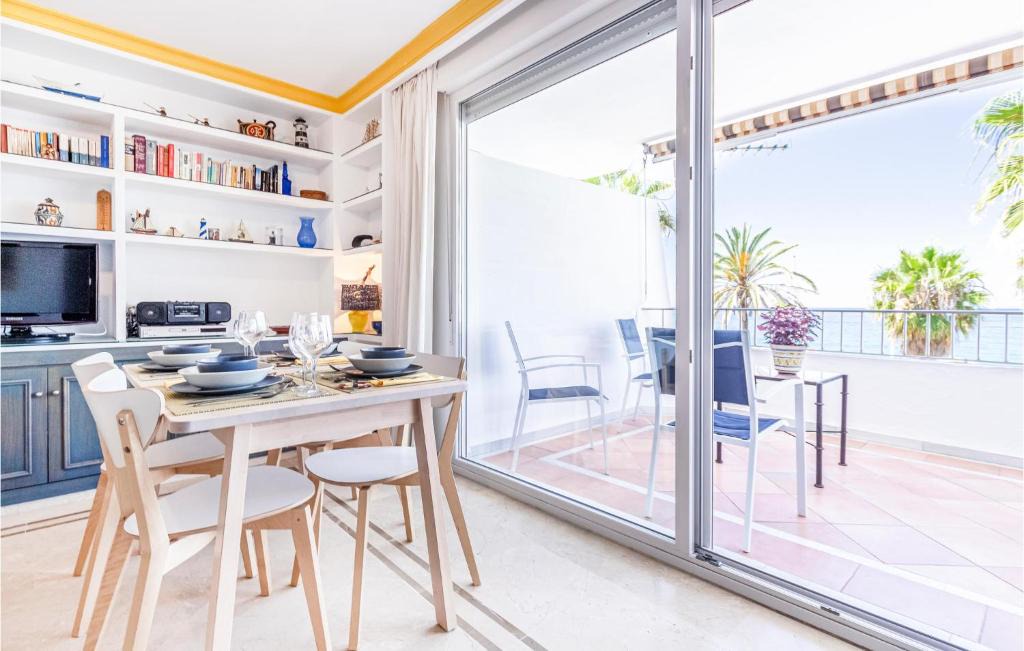 La Herradura Apartment | Beach Front Apartment