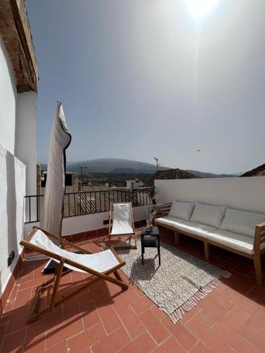 Restabal House | Carmen La Golondrina