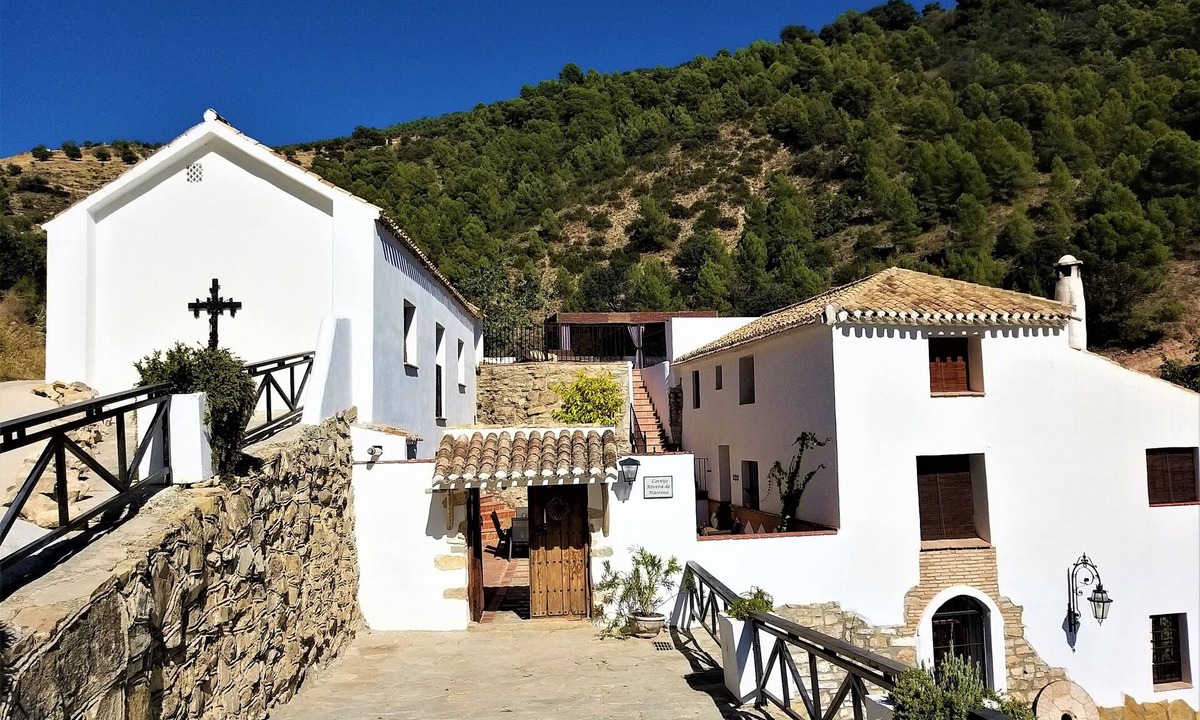 Montefrio House | Casa Los Molinos with heated pool in the middle of nature