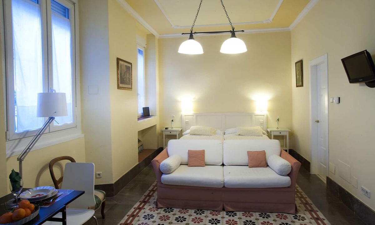 Central District Apartment | Casa palacio López Daza 2º C