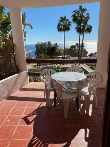 Salobrena Apartment | CASAS-E-Y -F-pequeño conjunto casas adosado