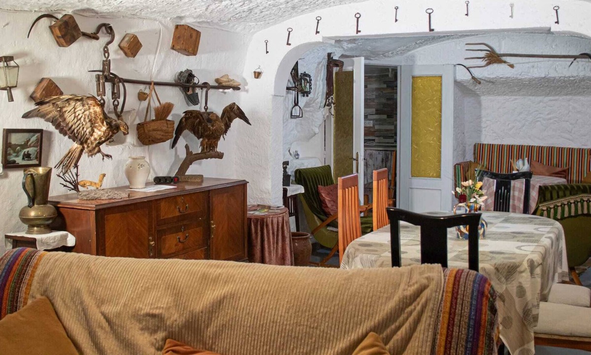 Gorafe Other | Cueva Navarro .