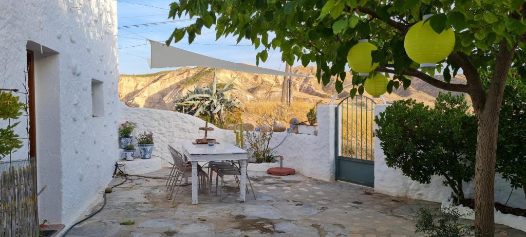 Villanueva de las Torres Apartment | Cuevas Los Coloraos - La Residencia