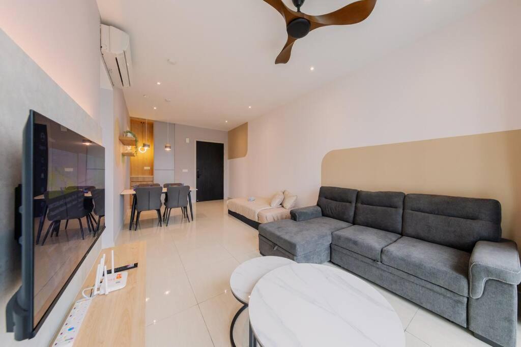 Taman Keramat Apartment | Datum Jelatek Balcony w Infinity Pool Linked LRT KLCCView Mall