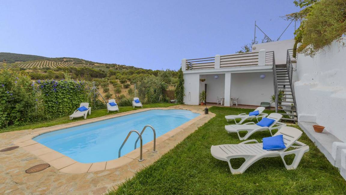 Algarinejo House | Dehesa de las Casas Algarinejo by Ruralidays