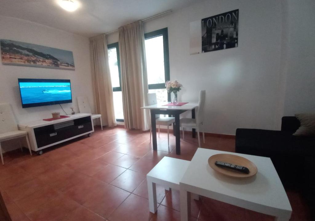 Pradollano Apartment | ESTUDIO EN ZONA BAJA y Garaje Incluido