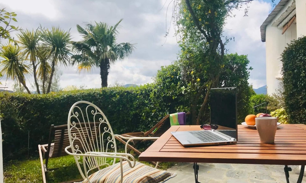 Pitres Apartment | Garden Apartment in La Alpujarra 2 people