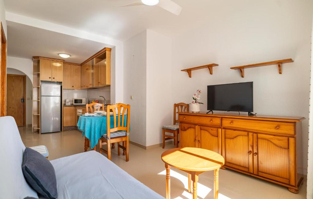 Torrenueva Apartment | Gorgeous Apartment In Torrenueva