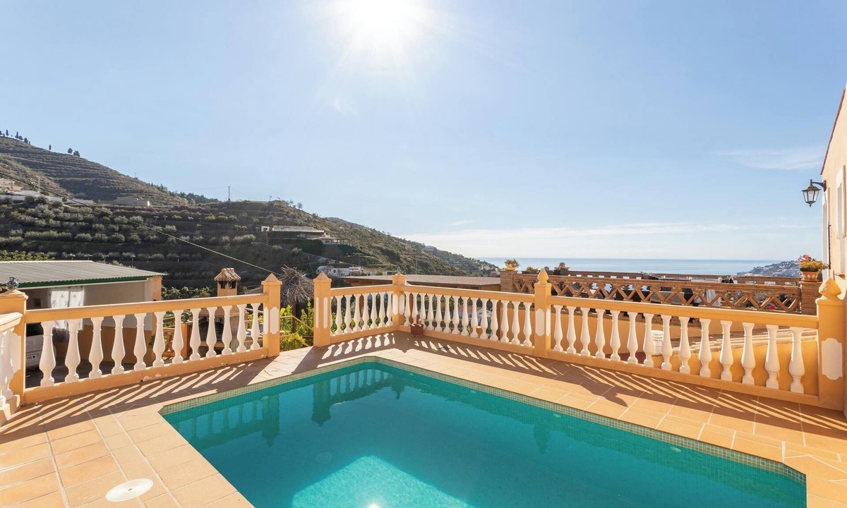 Itrabo House | Holiday Home Casa gonzalez with Sea & Mountain View, Outdoor Pool, Garden, Terrace & Wi-Fi