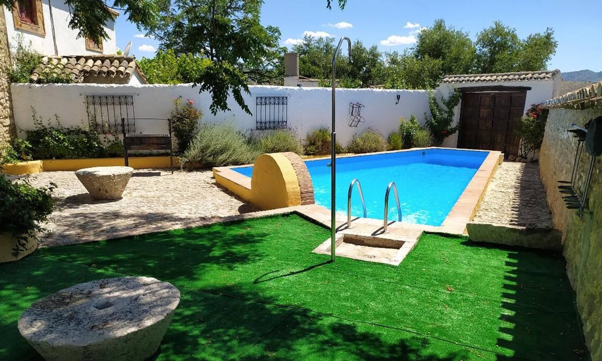 Holiday Fuentes De Cesna Persons Bedrooms | Algarinejo
