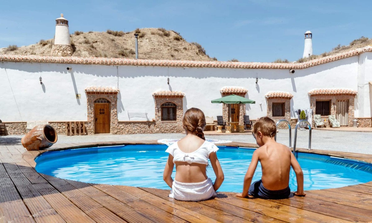 Guadix House | Homerez - Nice house for 6 ppl. with shared pool and terrace at Purullena
