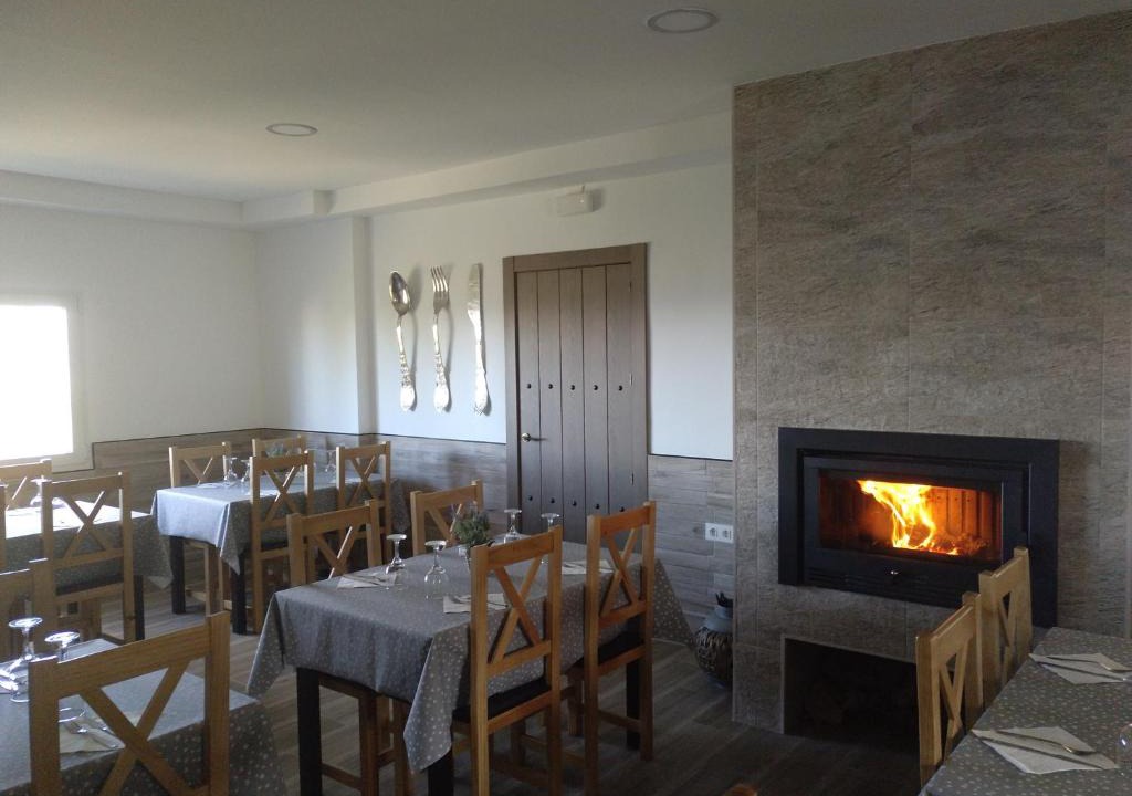 Guejar Sierra House | Hostal El Desvío