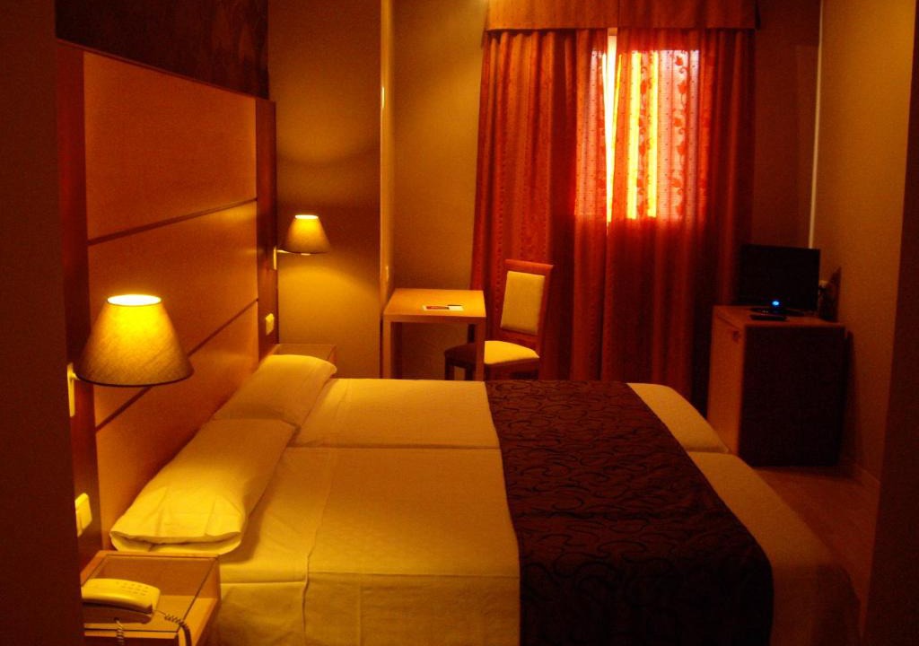 Albolote Hotel | Hotel Villa Blanca