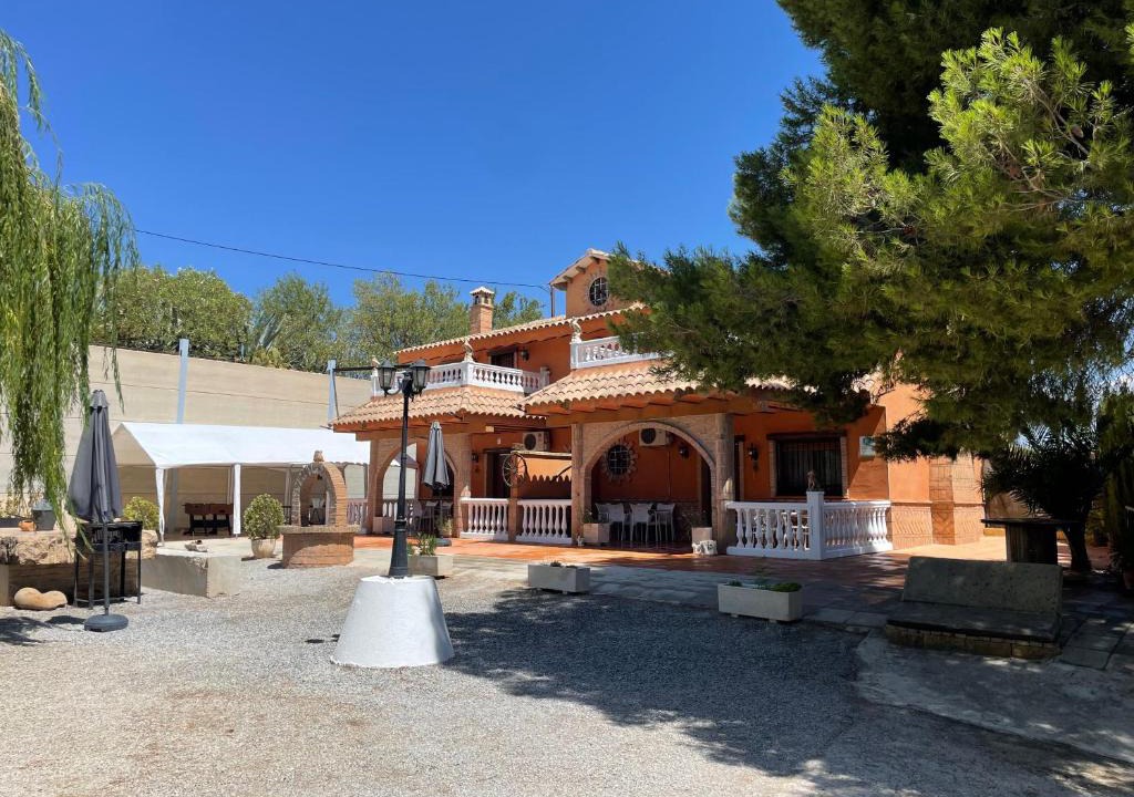 Cuevas del Campo Apartment | Hoya de la virgen