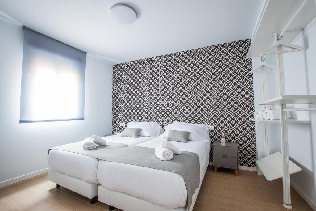 Figares Apartment | Ibericabeds Granada