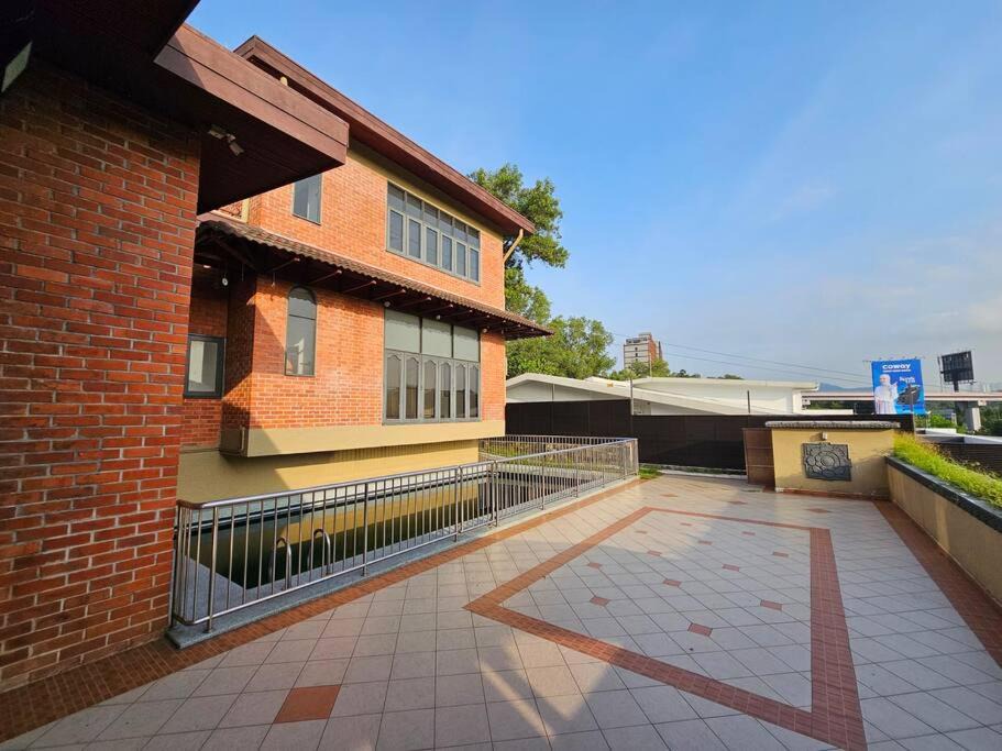 Kuala Lumpur Villa | Jom La@ Brickery Villa by the Pool @ Petaling Jaya
