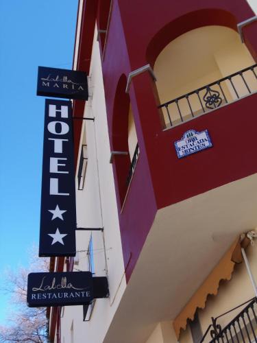 Pinos Genil Hotel | Labella María