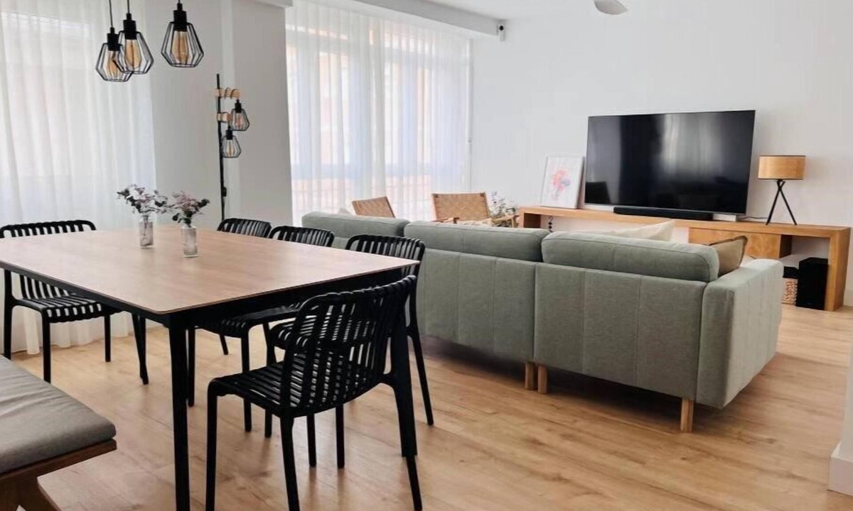 Central District Apartment | Modern City Apartment in the Center of Granada