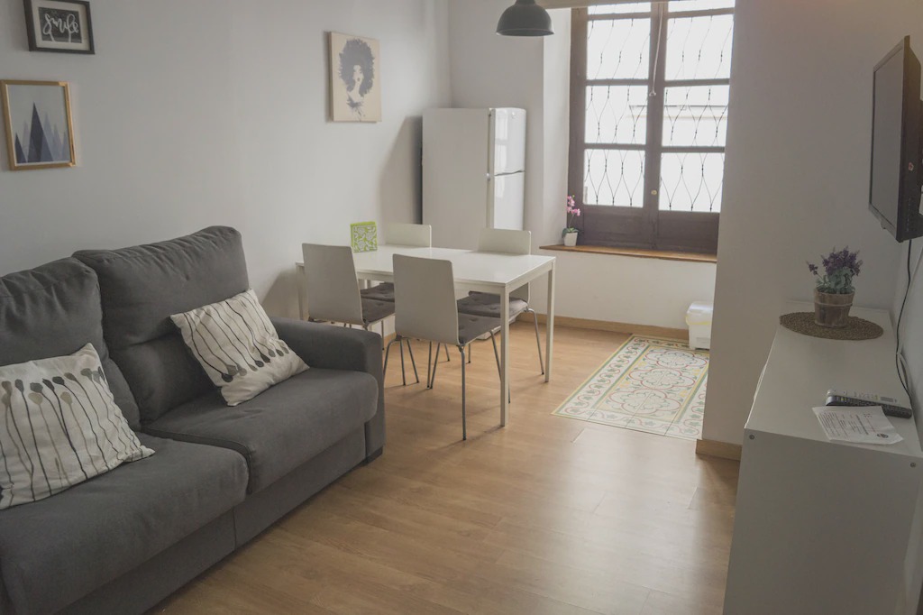 Albaicin Apartment | Monthly Rental available. New Apartment in Albayzin